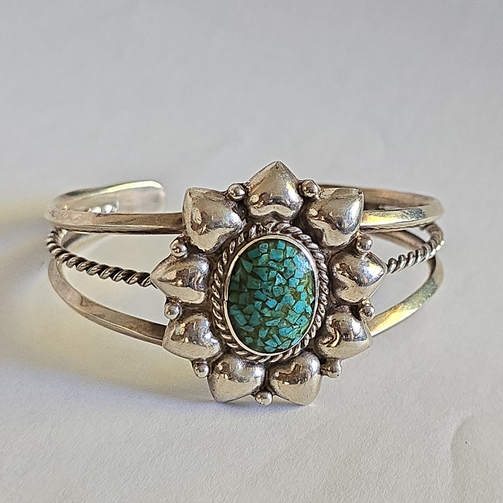 Vintage (Native ?) Turquoise & Sterling Silver Bracelet